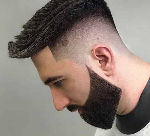 curved and detailed short beard style